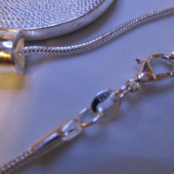 SCREAMING Medusa Coin Pendant NECKLACE - Picture 7 of 8